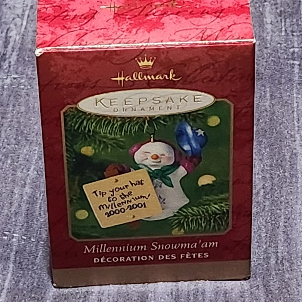 Hallmark Keepsake Ornament Millennium Snowma'am‎ 2000 Dated Decoration
